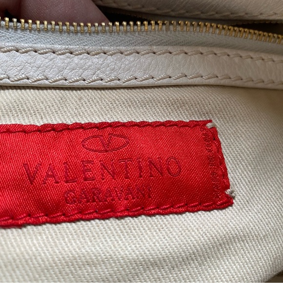 Authentic Valentino Garavani Zebra leather Bag ❤️ - Picture 9 of 11